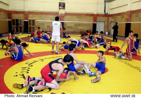 http://www.iawf.ir/stories/akhbar/29-8-88/01/IMG_9427.JPG
