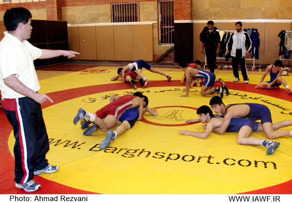 http://www.iawf.ir/stories/akhbar/29-8-88/01/IMG_9431.JPG