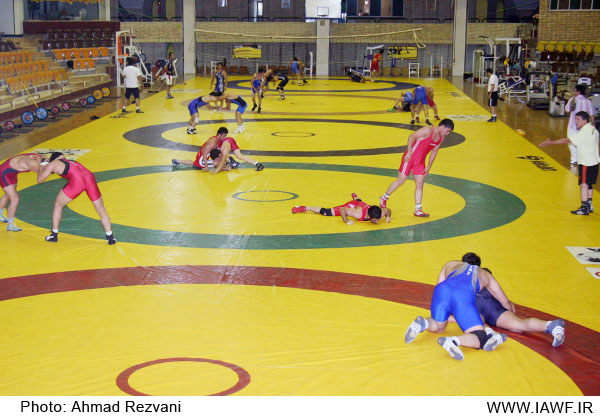 http://www.iawf.ir/stories/akhbar/11-5-88/javan/IMG_4804.JPG